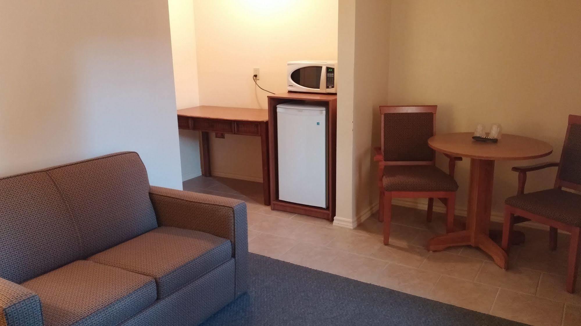 Travellers Choice Motel Windsor Extérieur photo